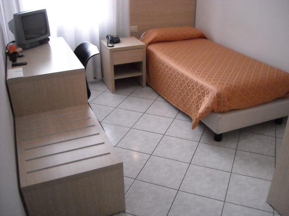 Albergo La Posta Arezzo Badia Al Pino Exteriör bild