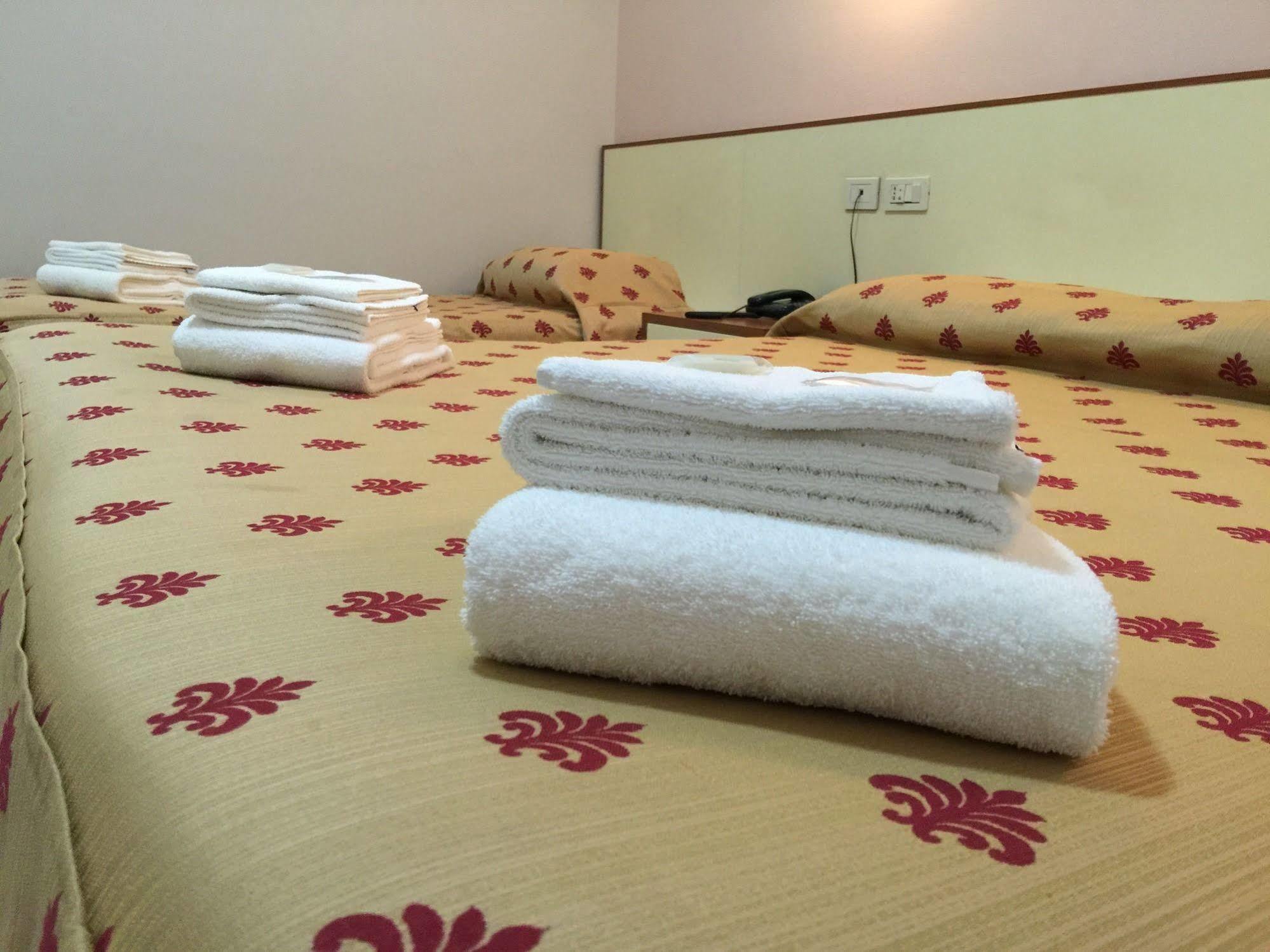 Albergo La Posta Arezzo Badia Al Pino Exteriör bild