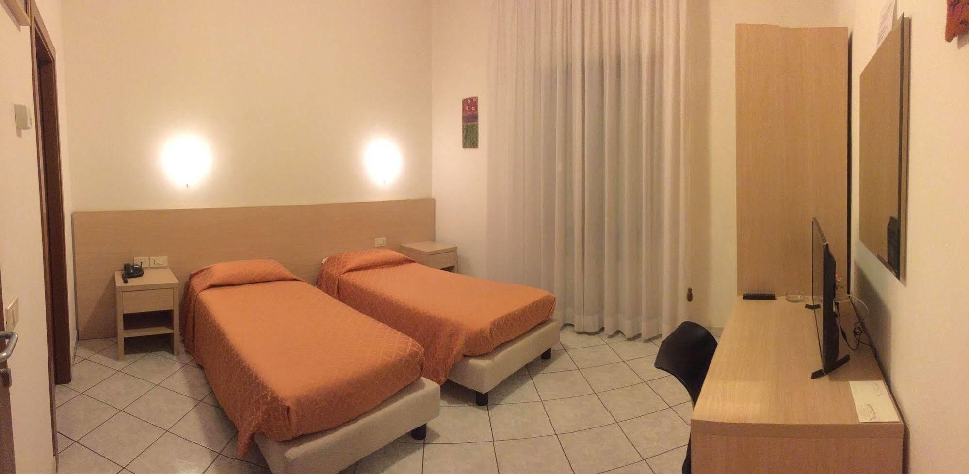 Albergo La Posta Arezzo Badia Al Pino Exteriör bild